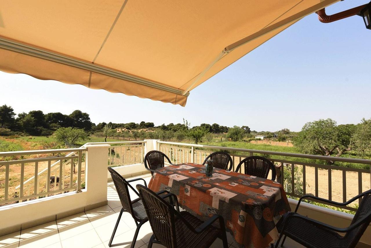 Panelma Villa Tranquil Coastal Retreat In Zacharo Tholon Exterior photo