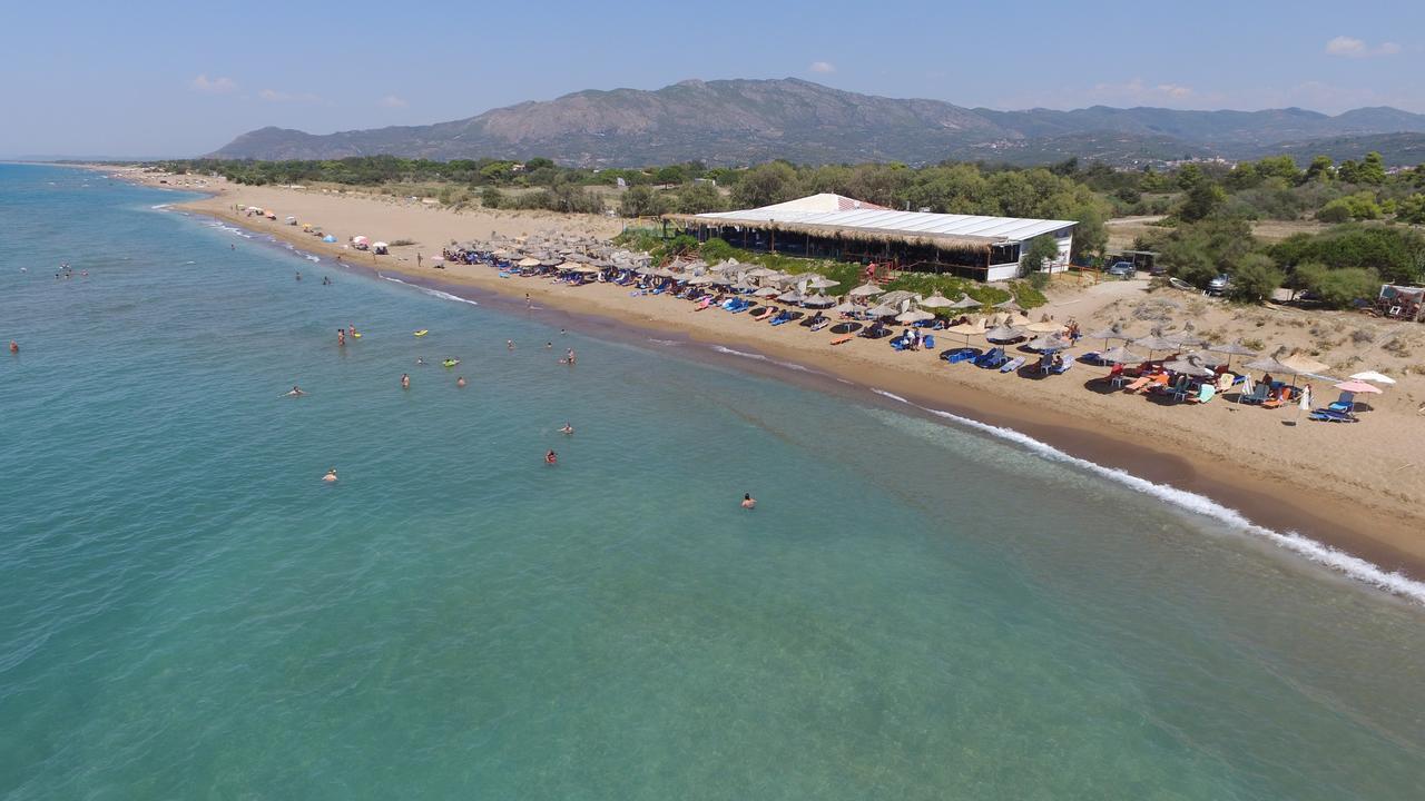 Panelma Villa Tranquil Coastal Retreat In Zacharo Tholon Exterior photo