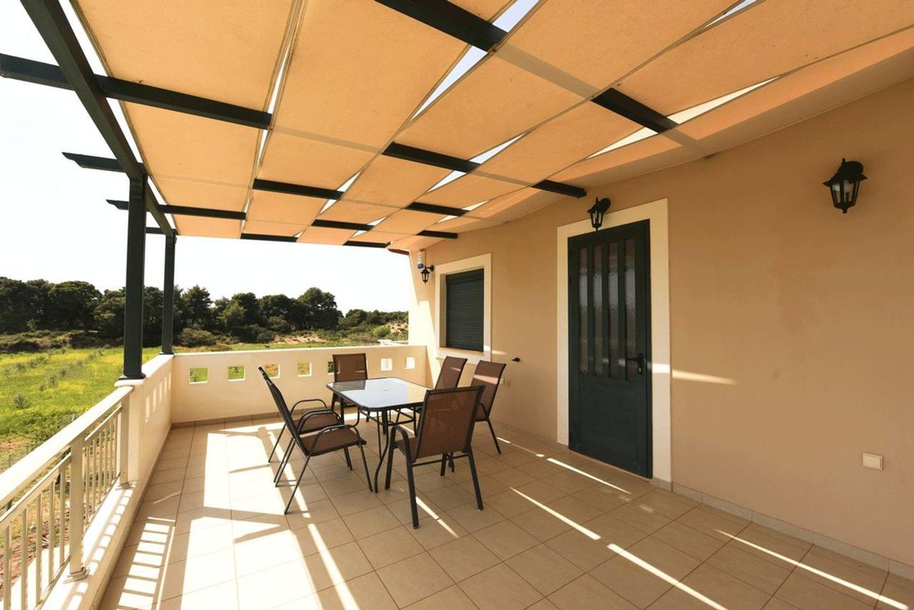 Panelma Villa Tranquil Coastal Retreat In Zacharo Tholon Exterior photo